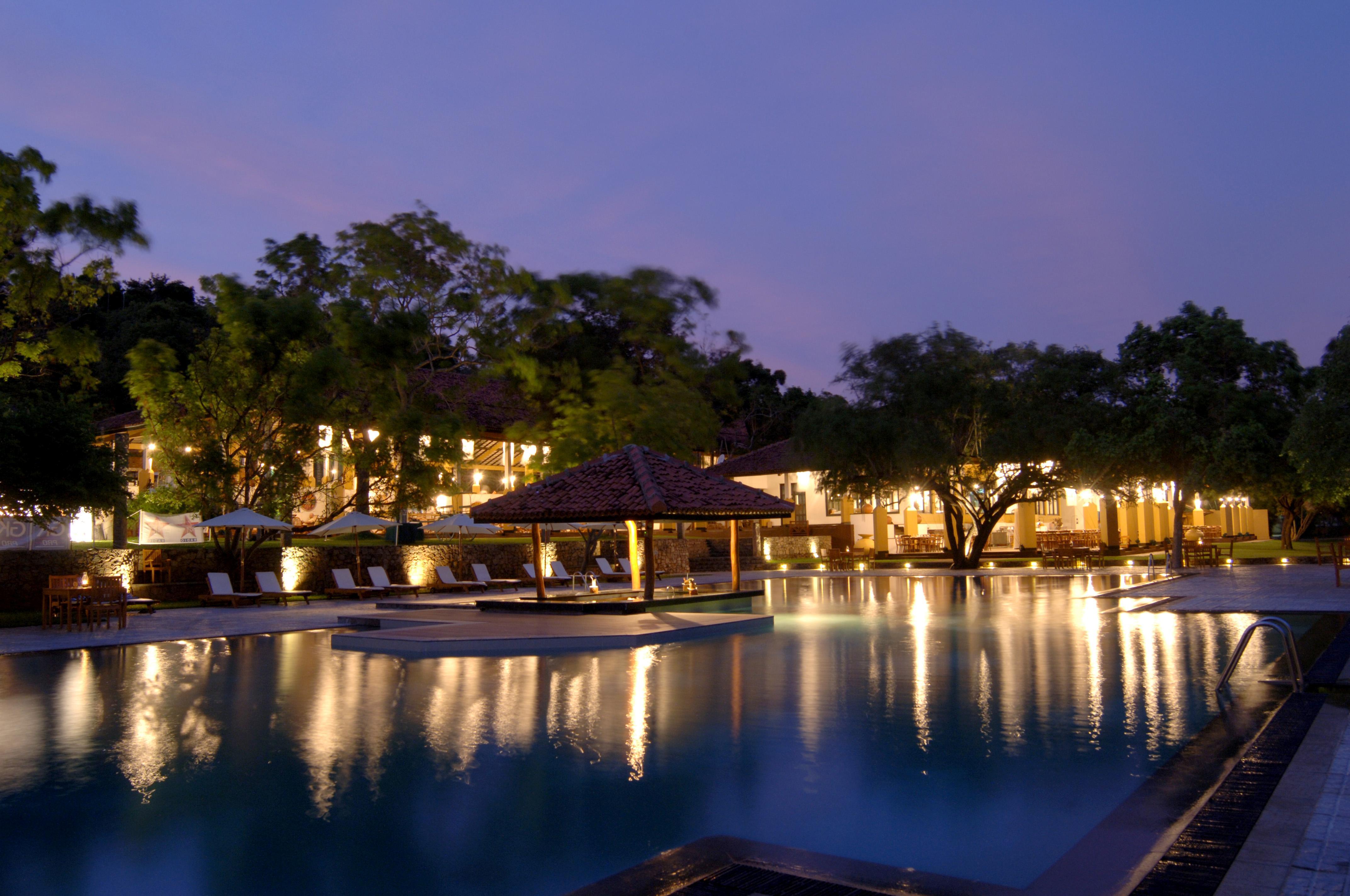 Amaya Lake Dambulla Sigiriya Buitenkant foto